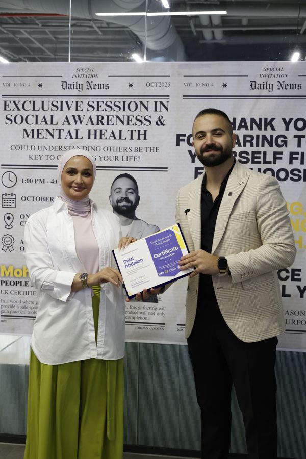 Attendee receiving the Social Awareness & Mental Health certificate